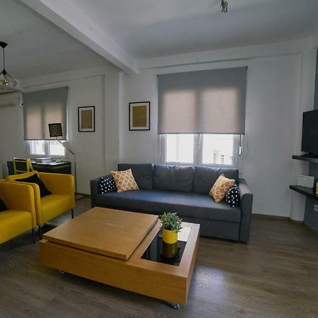 V&V Central & Elegant Apartment أثينا المظهر الخارجي الصورة