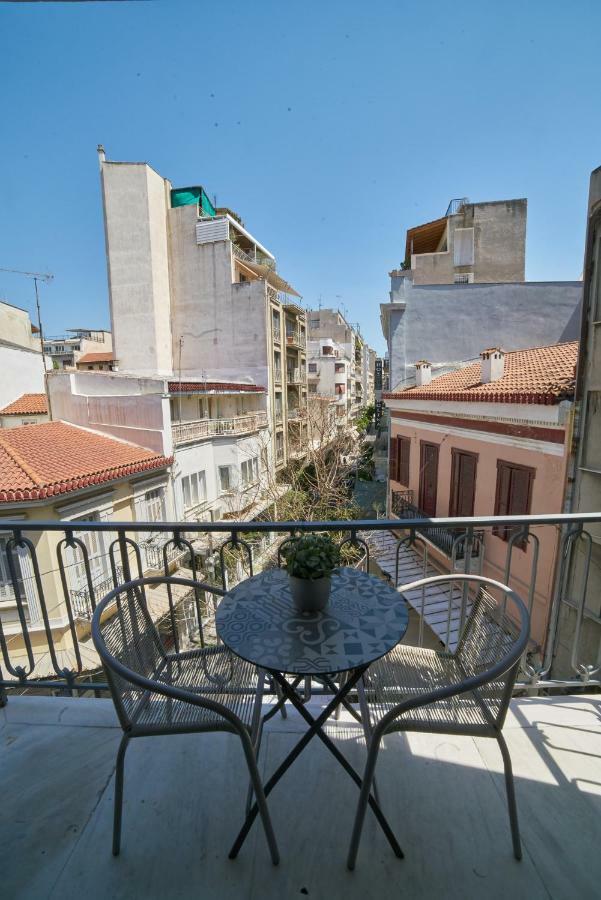 V&V Central & Elegant Apartment أثينا المظهر الخارجي الصورة
