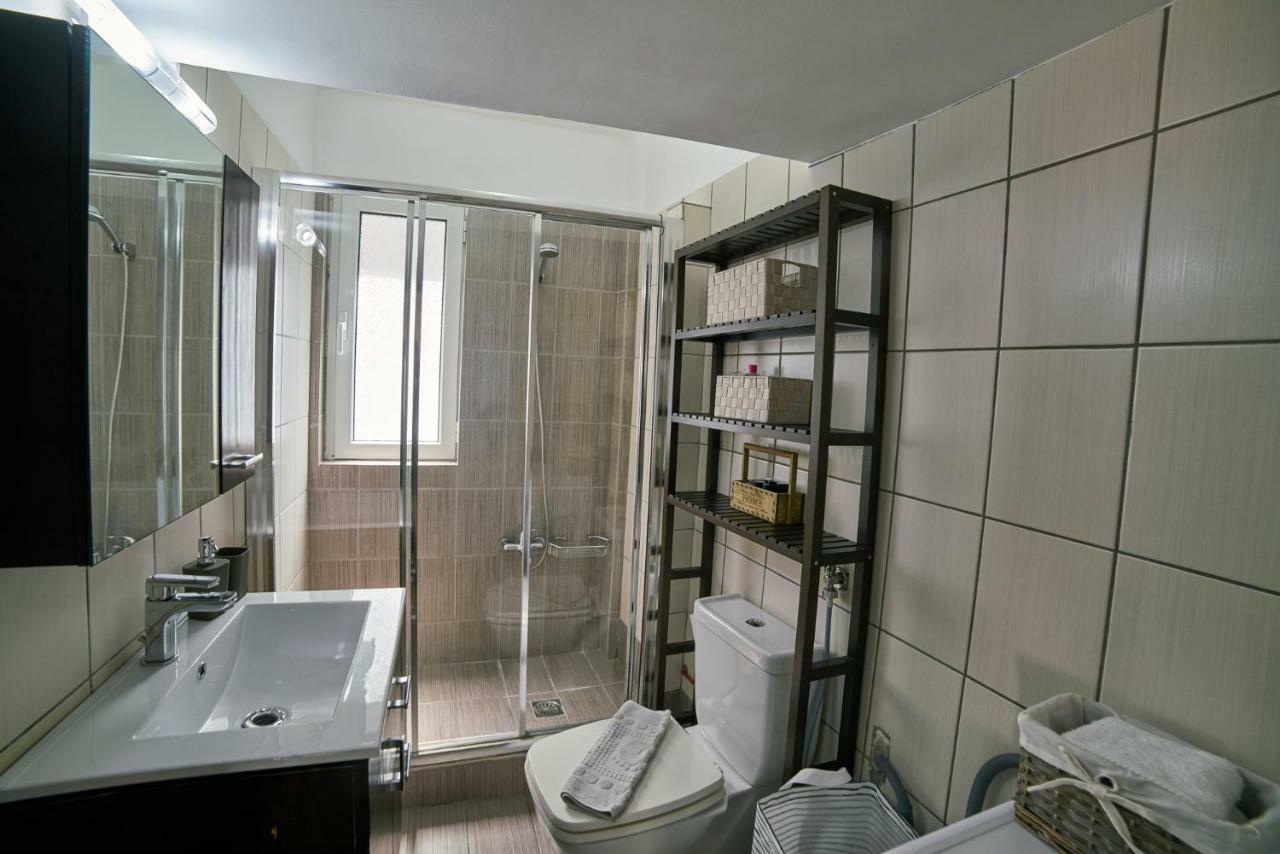V&V Central & Elegant Apartment أثينا المظهر الخارجي الصورة