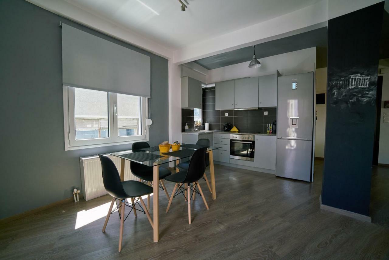V&V Central & Elegant Apartment أثينا المظهر الخارجي الصورة