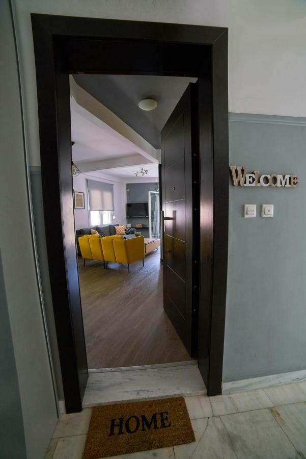 V&V Central & Elegant Apartment أثينا المظهر الخارجي الصورة